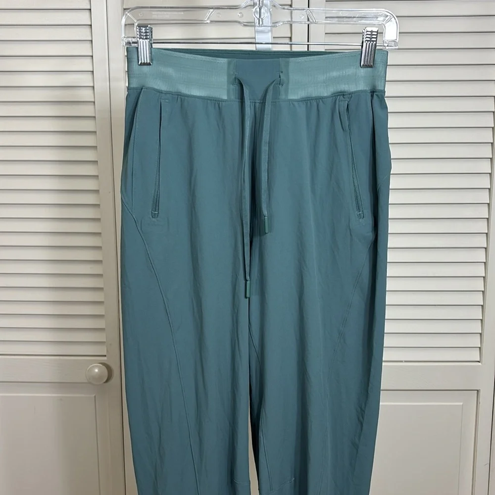 NWT Lululemon License to Train High-Rise Pant Medium Forest Size 4
